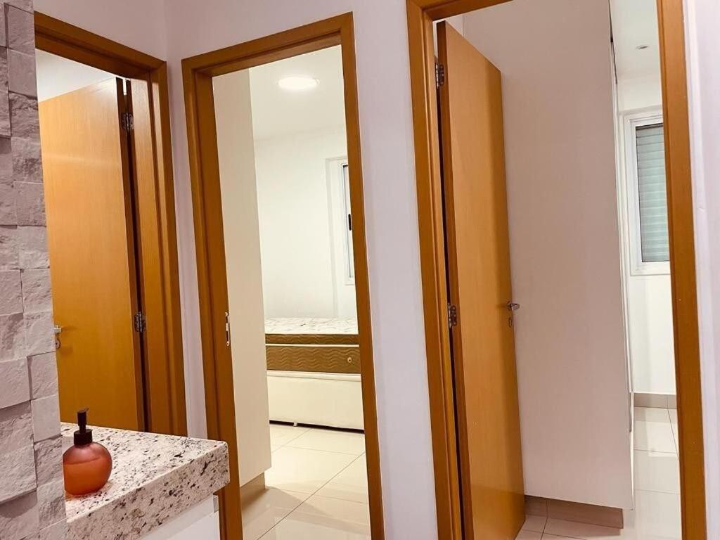 2 Qts.| 4 Hosp. | Ao Lado Do Goiania Shopping 아파트 외부 사진