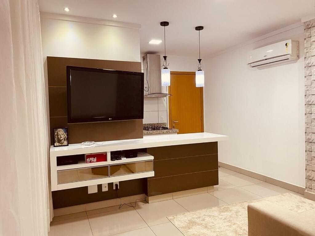 2 Qts.| 4 Hosp. | Ao Lado Do Goiania Shopping 아파트 외부 사진